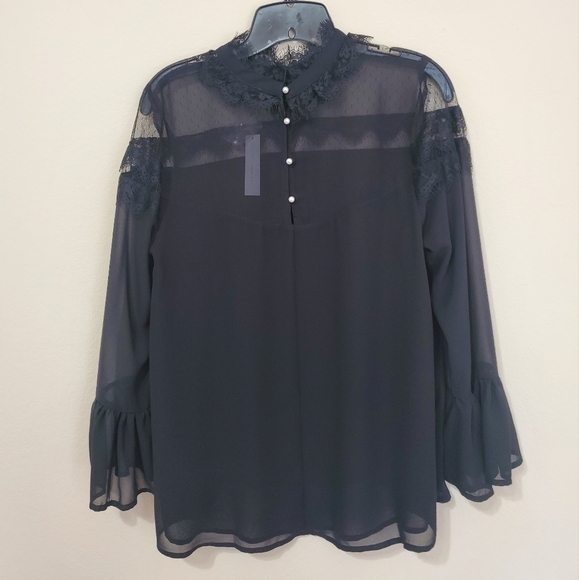 Ruffle Sleeve lace Top with Pearl Buttons - Picture 2 of 9